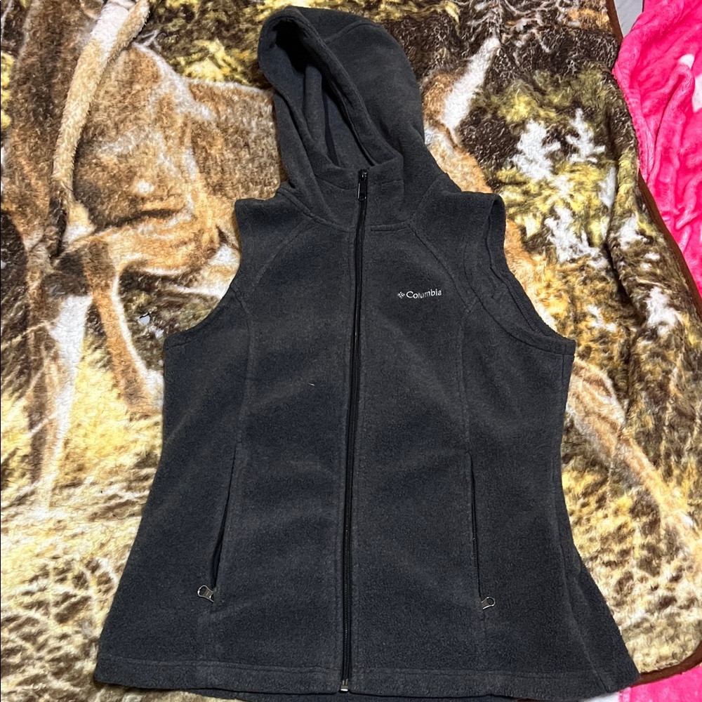 Columbia Charcoal Hooded Fleece Vest
